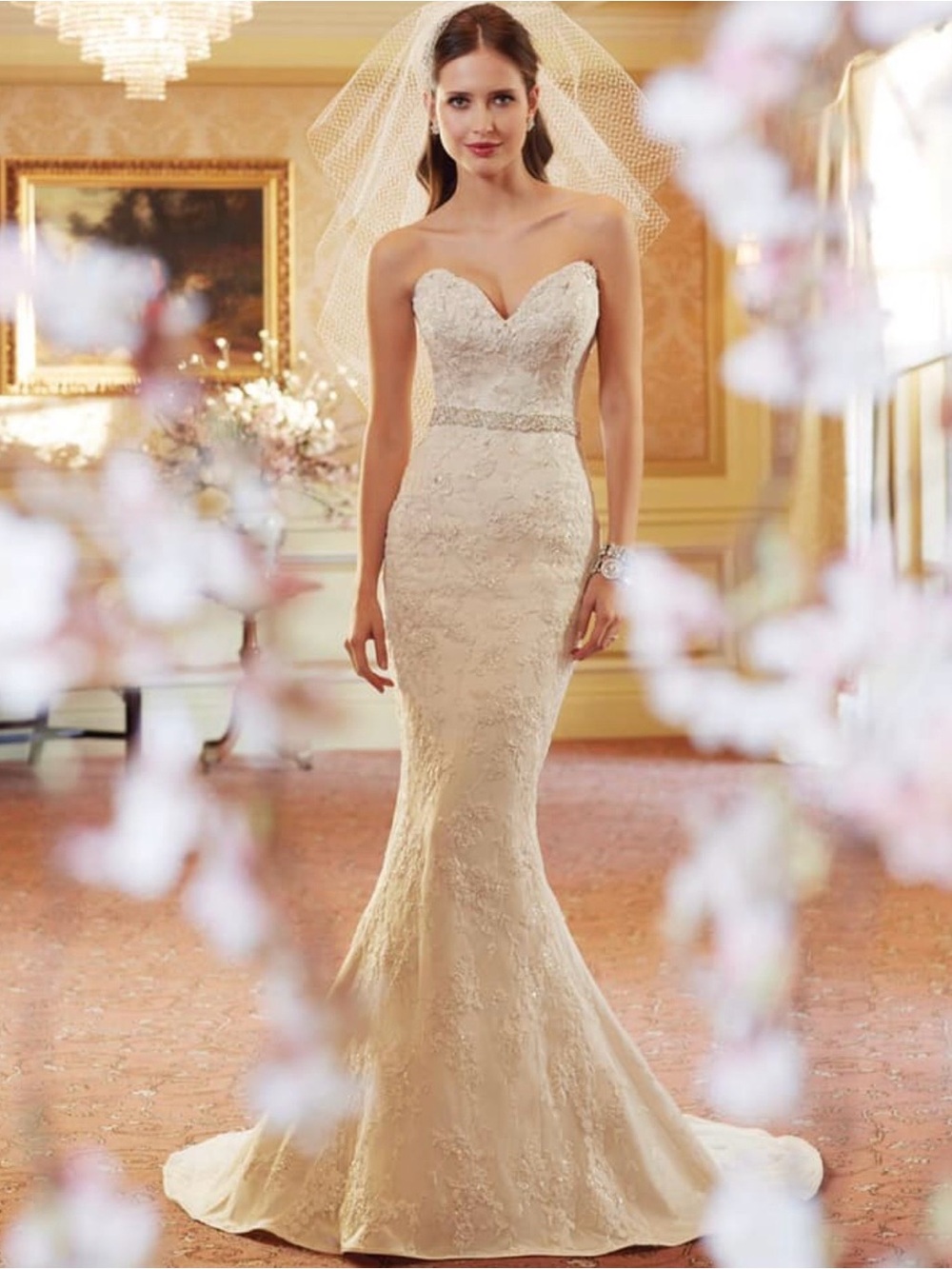 Sweetheart Lace Mermaid Wedding Gown in Cream